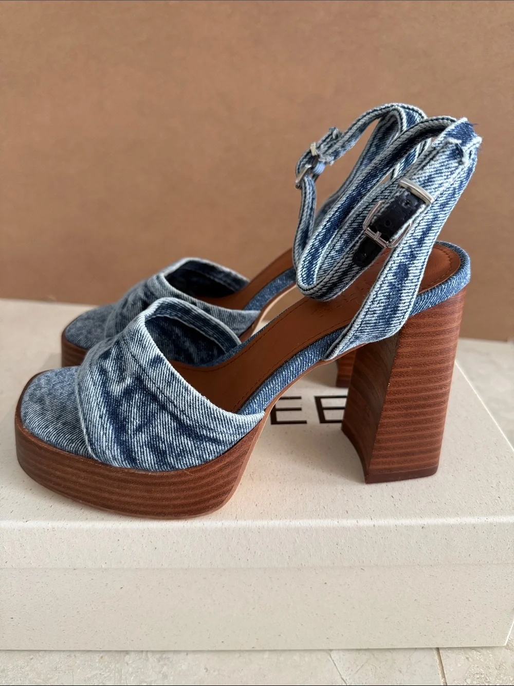 Anfee Blue Denim Platform Sandals with Chunky Heel Sz 6.5 NEW!